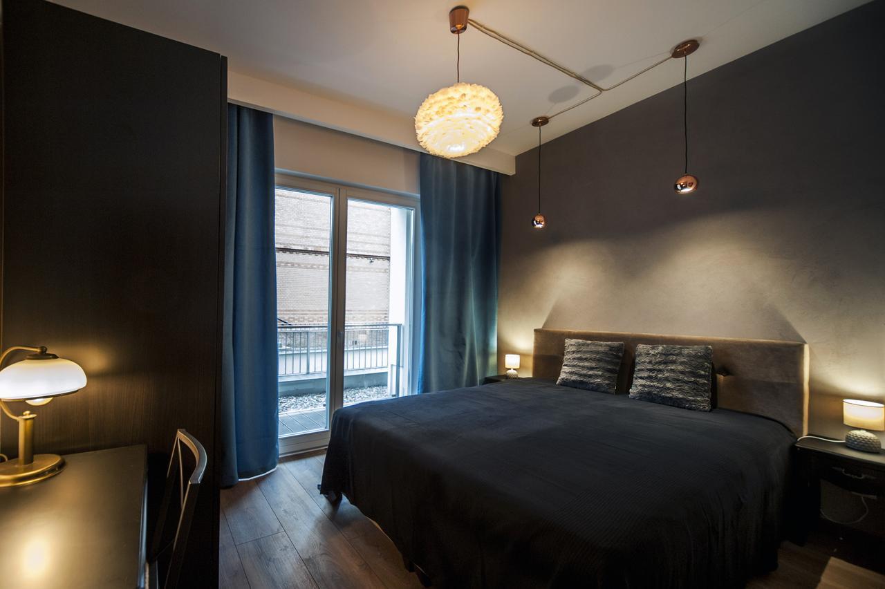 Very Berry - Orzeszkowej 10 - MTP Apartment, parking, balcony, check in 24h Posen Exterior foto